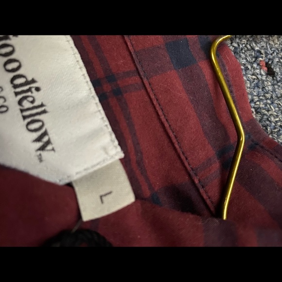 Goodfellow & co button down - Picture 2 of 3